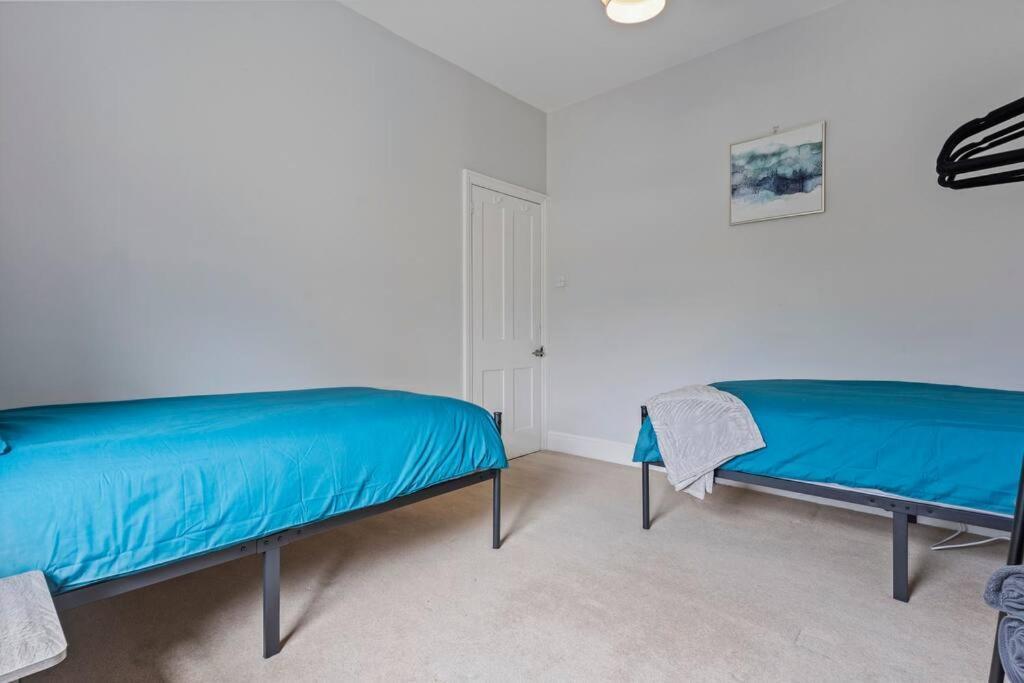 The Old Post Office 5 Mins Drive To Alton Towers Villa Bagian luar foto