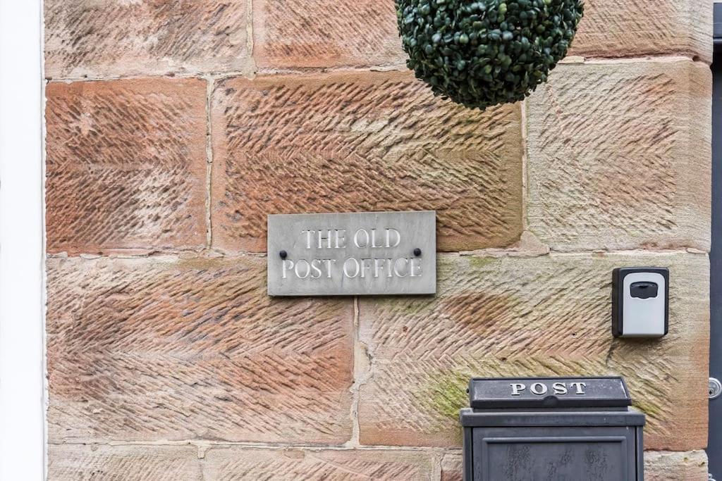The Old Post Office 5 Mins Drive To Alton Towers Villa Bagian luar foto